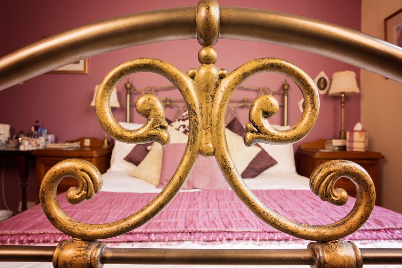 Roscrea Bed & Breakfast โบดมิน ภายนอก รูปภาพ